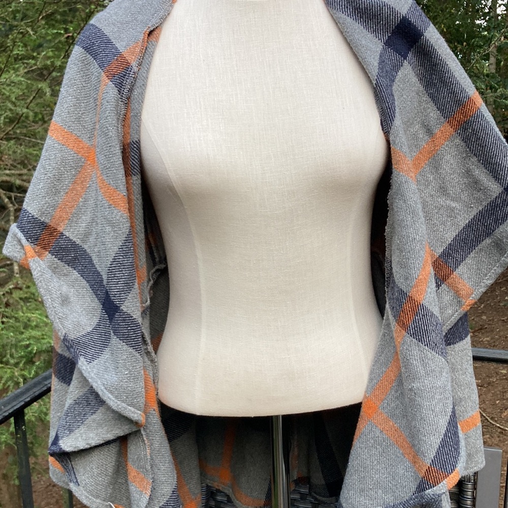 Favlux Fashion gray blue plaid cardigan with pockets. sz. S - Picture 3 of 7